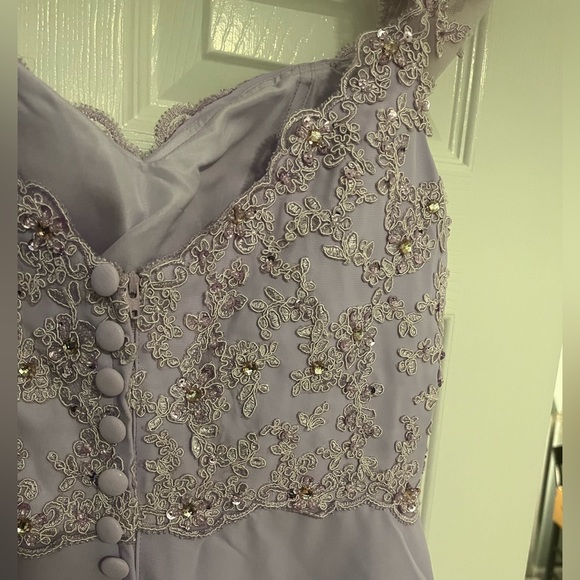 Bridesmaid or Formal Dress - Picture 5 of 7